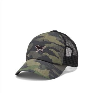 VS PINK CAMO SNAPBACK HAT ONE SIZE
